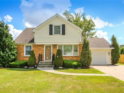 78 Park Forest Dr, Williamsville, NY, 14221