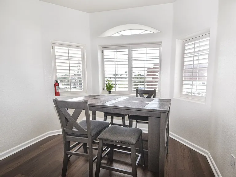 344 Orange Ave #302 — Photo 11