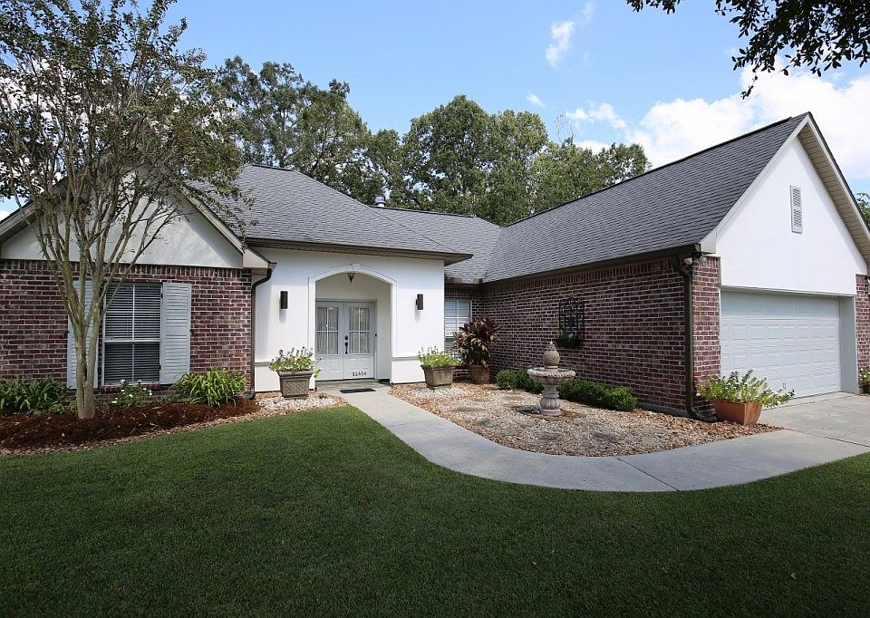 1st image of 36454 Crestway Ave