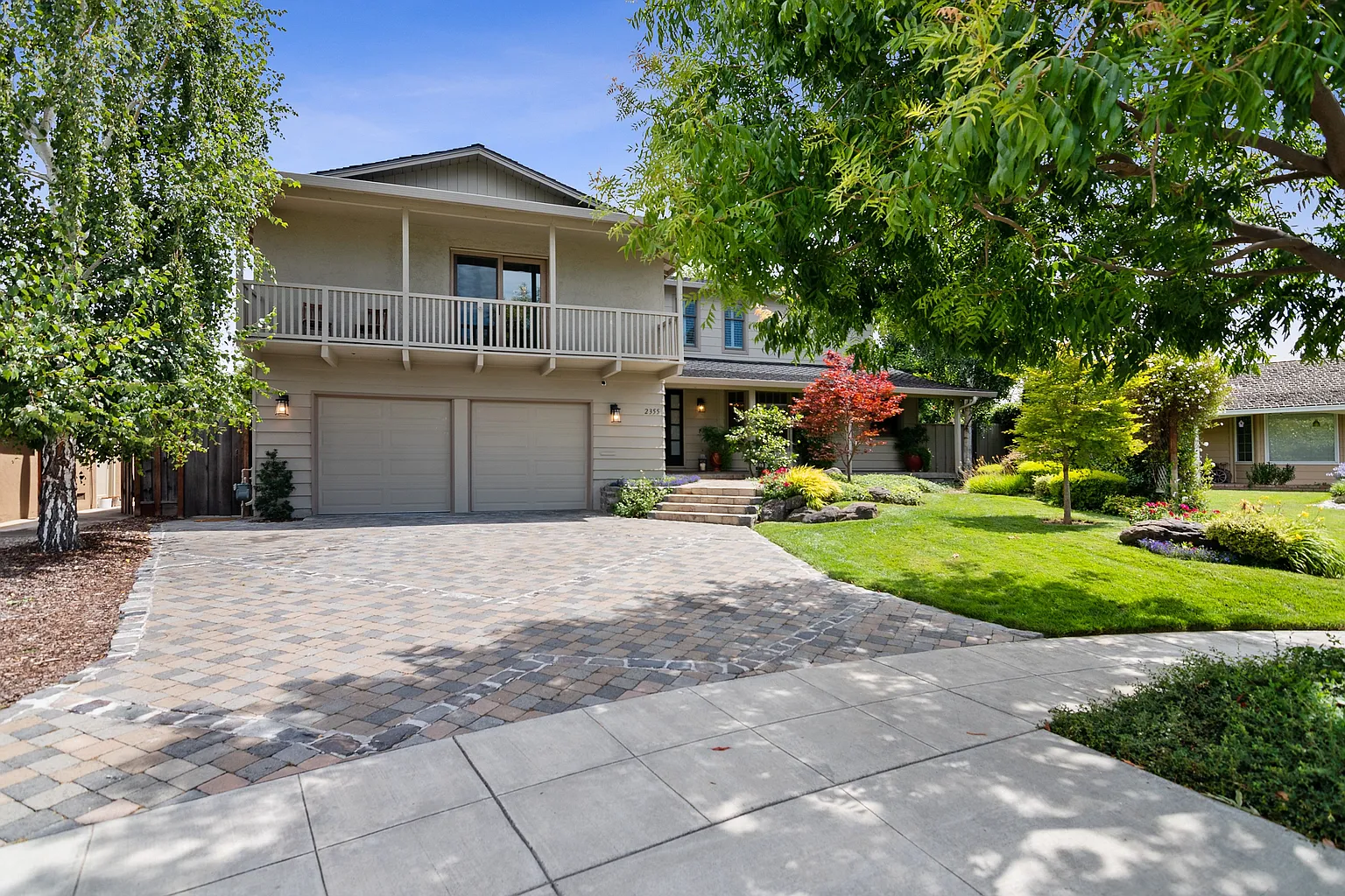 2355 Heritage Ct photo 1