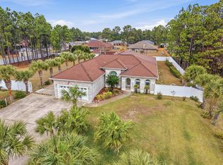 7456 Woodmont Rd, Navarre, FL 32566