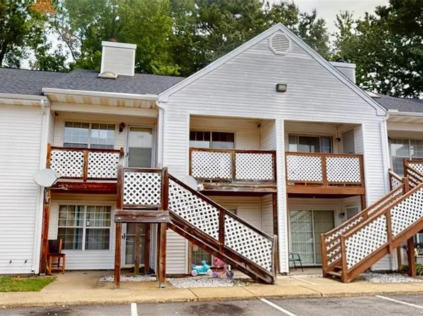 88 Emeraude Plage #B, Hampton, VA 23666