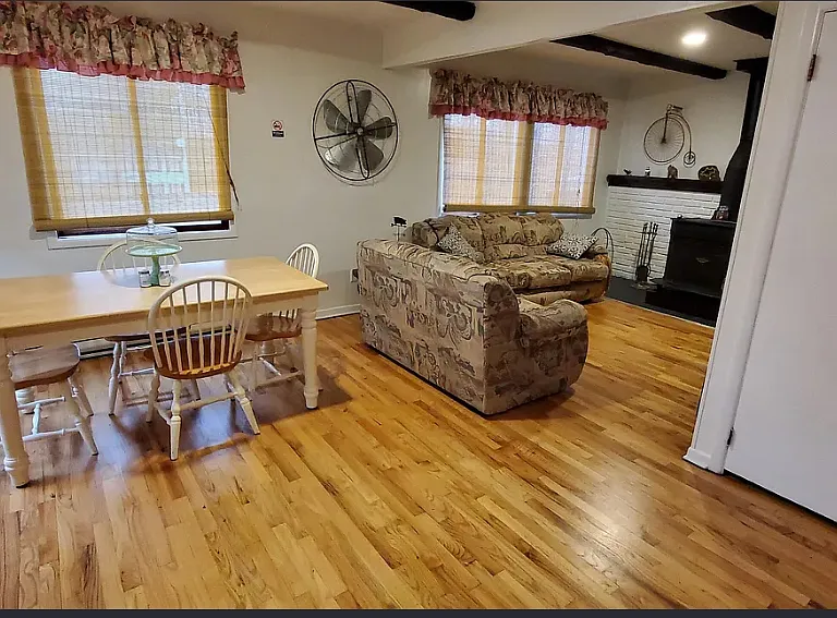 3361 Woodland Dr — Photo 5