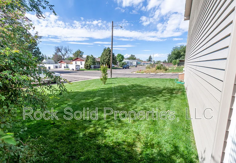 1205 Crook Ave #1 — Photo 18