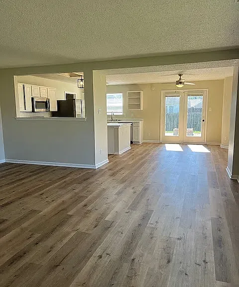 38 Wyndham Ln — Photo 3