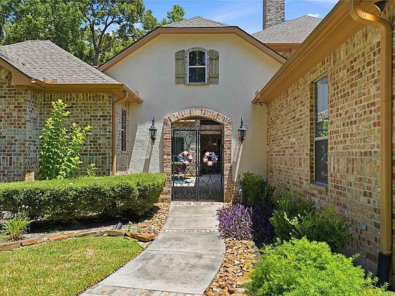 2nd image of 32942 Sawgrass Ct