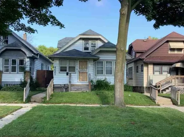 4621 N 30th St, Milwaukee, WI 53209