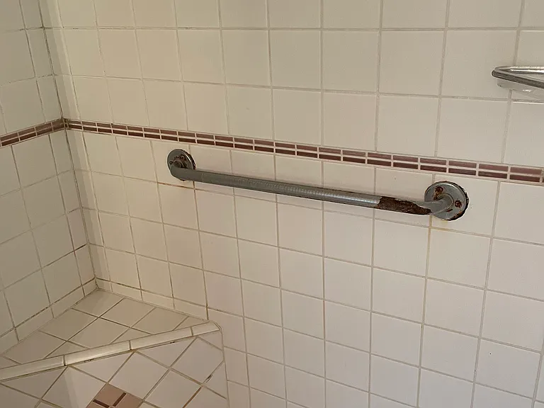 10030 Riverside Dr — Photo 14