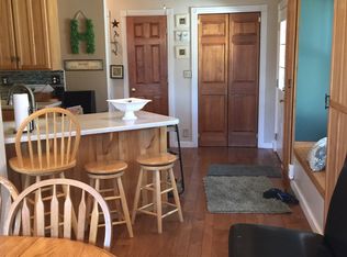 215 N Williams St, Stockbridge, MI 49285