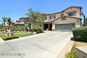 2nd image of 664 E Julian Dr
