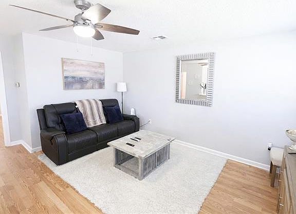 2nd image of 513 Omega St #C
