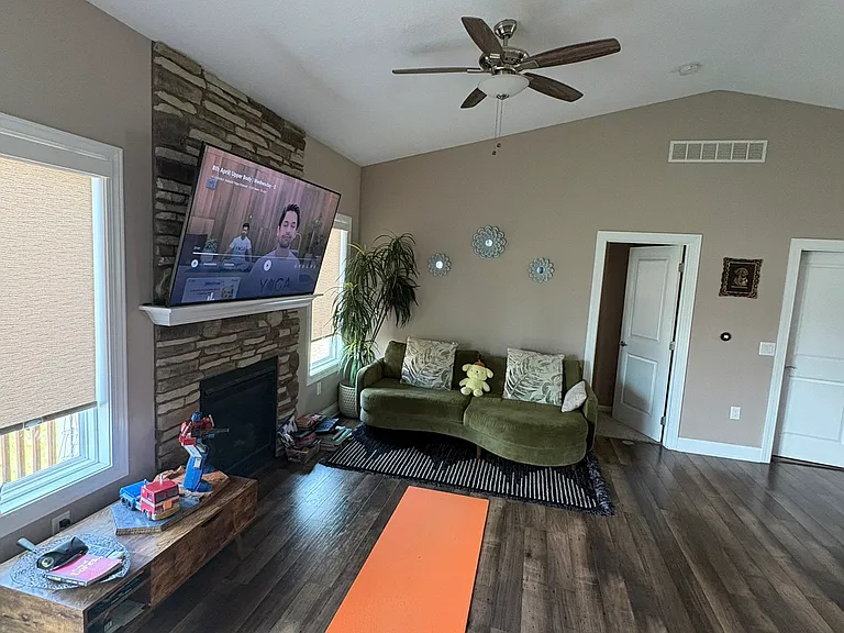 5668 Prairie Grass Dr — Photo 12