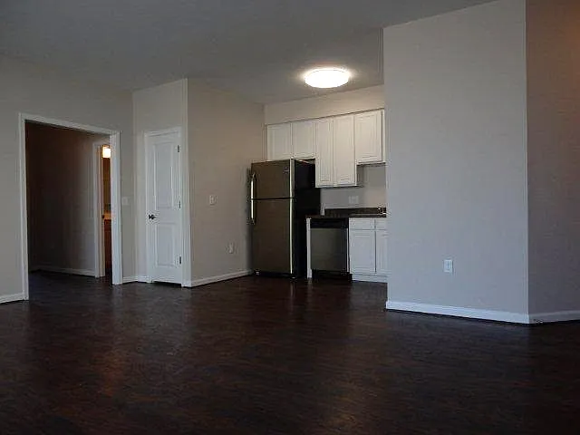 31 Water St #D — Photo 7