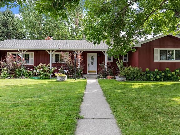 3rd image of 2842 Parkhill Dr