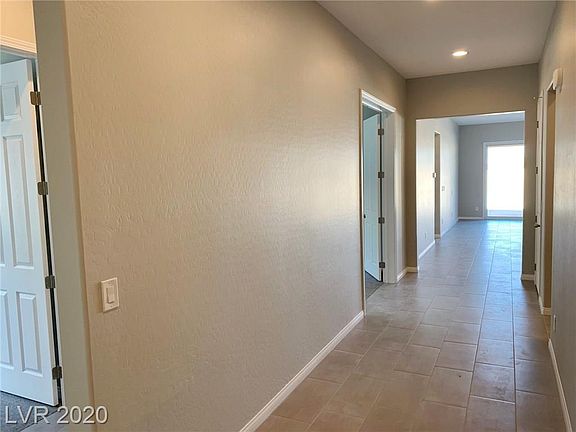 3rd image of 924 Terron Allen Ave