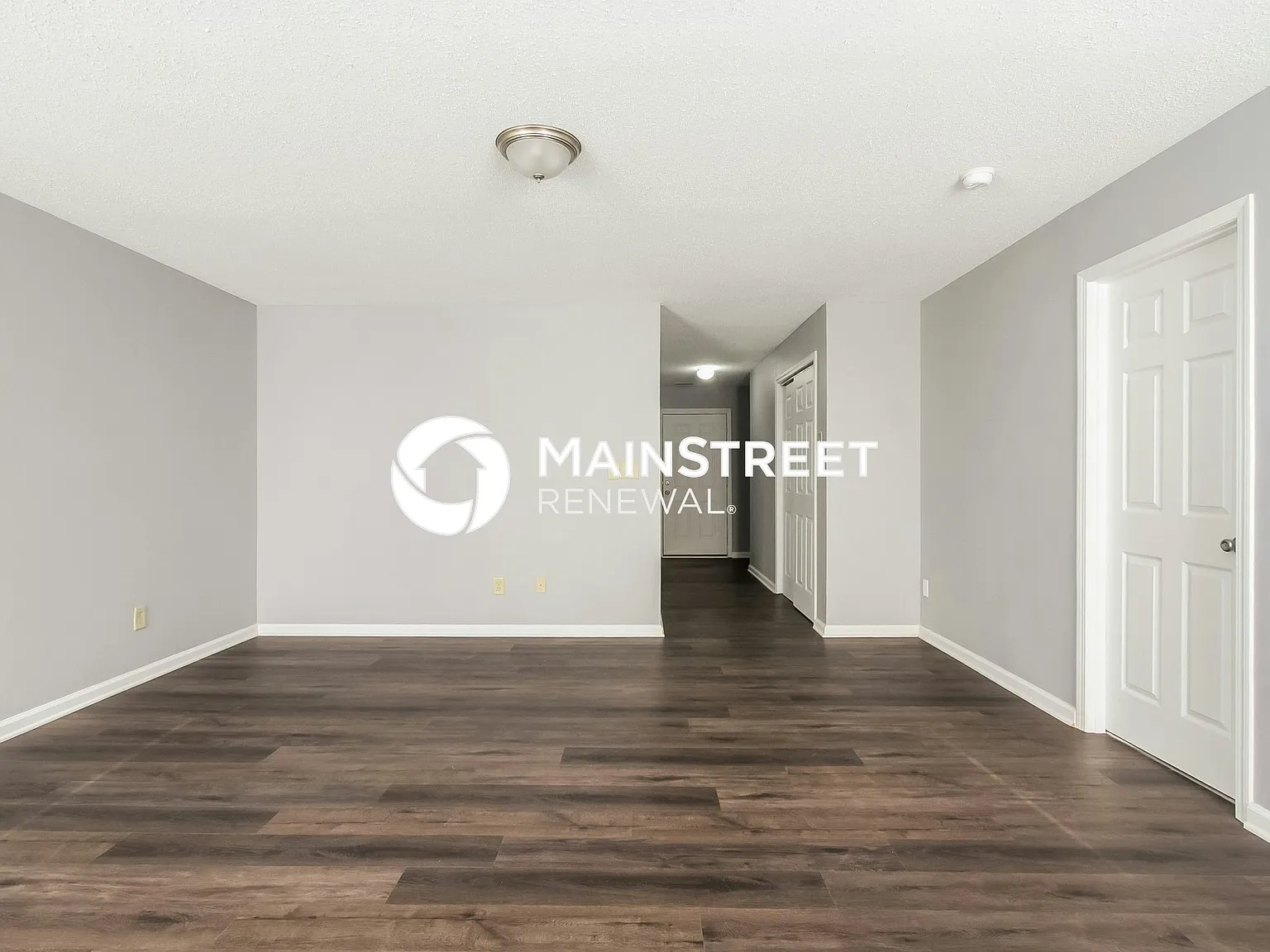 5250 Melbourne Rd — Photo 3