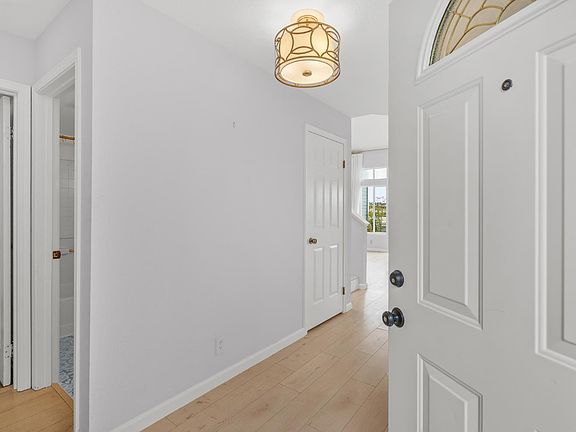 5th image of 401 Stinson Street #4