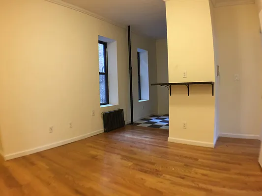 Rented by Francine Realty | media 51