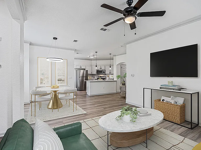 Halston World Gateway Apartment Homes — Photo 51