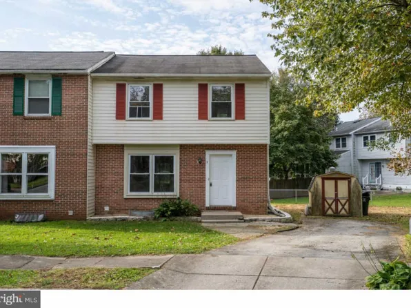 9 Harvest Dr, Thorndale, PA 19372
