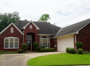 13802 Round Oak Ct, Houston, TX 77059