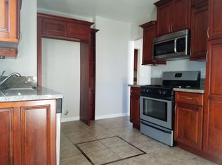 1845 Tustin Ave, Costa Mesa, CA 92627
