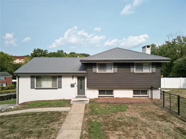 401 Macbeth Dr, Pittsburgh, PA 15235