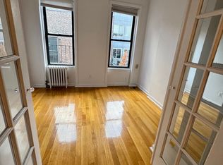 415 W 44th St APT 20, New York, NY 10036