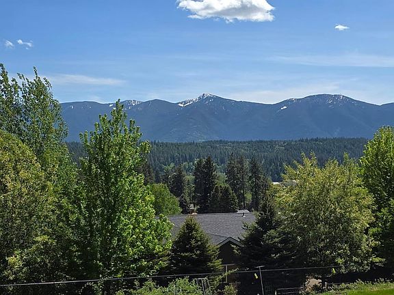 3rd image of 6894 Wild Rose Ln