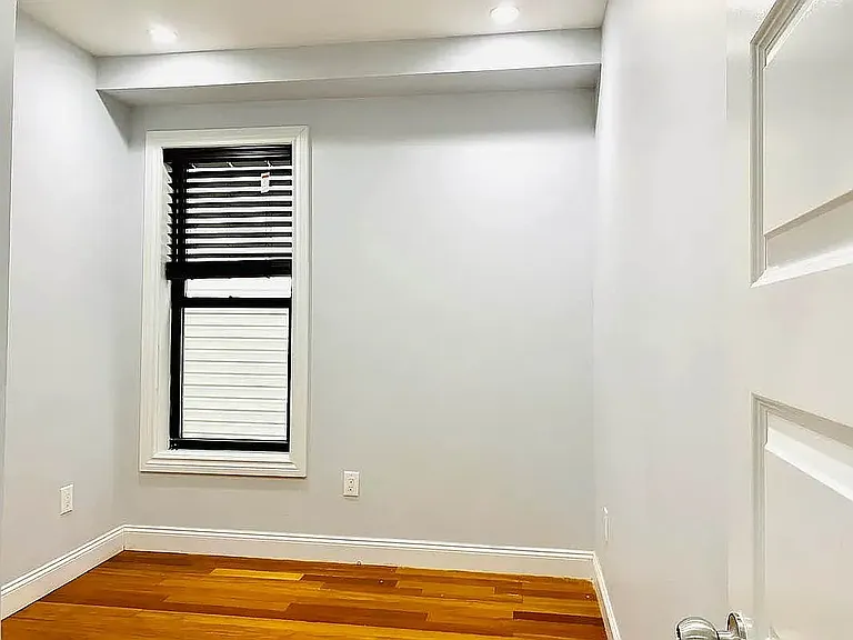 65 Glen St #1B — Photo 8