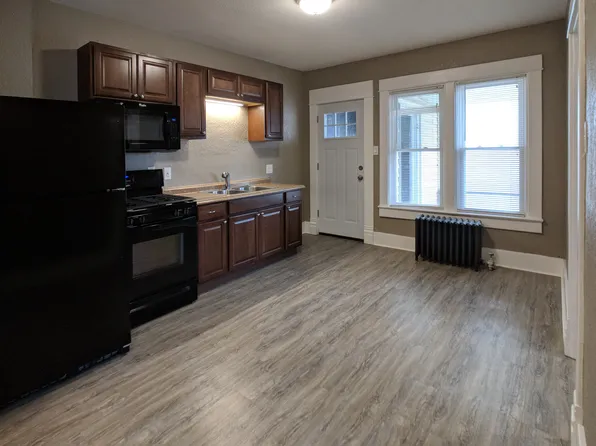 221 E Main St, Albert Lea, MN