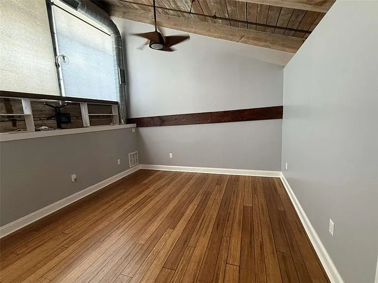 210 Walker St SW #8 — Photo 12