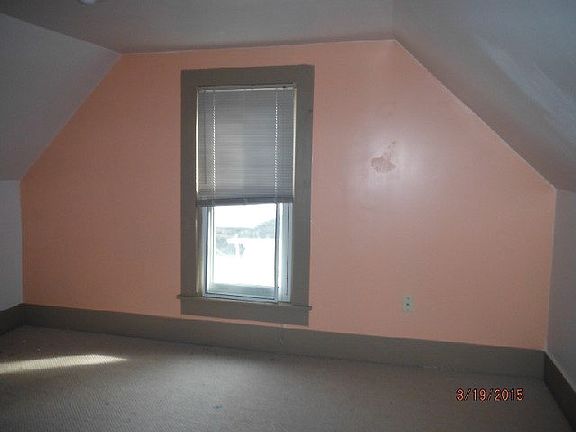 5th image of 350 N Franklin St