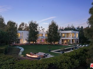 652 Chautauqua Blvd, Pacific Palisades, CA 90272