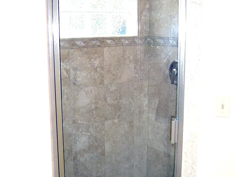 4602 Derussey Pkwy — Photo 35