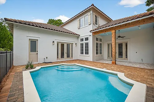 3161 Club Dr Photo 1