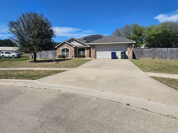1808 Bryce Ct, Copperas Cove, TX 76522