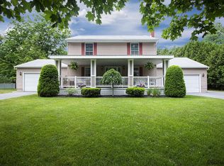 5 Mokasha Sq, Saratoga Springs, NY 12866