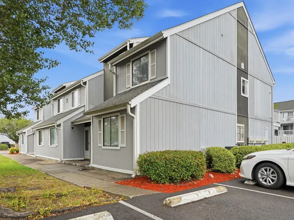 3700 Golf Colony Lane #5D, Little River, SC 29566