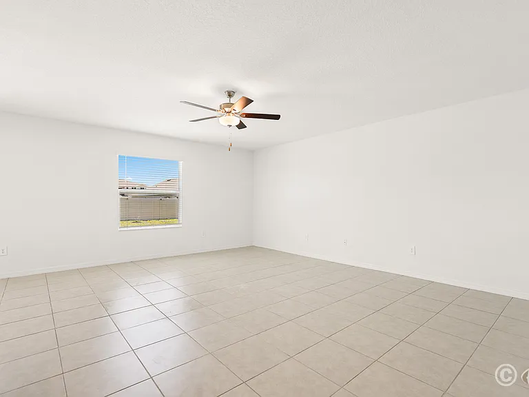 2881 Silver Scallop Loop — Photo 16