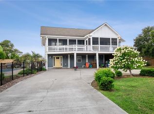 2721 Bluebill Dr, Virginia Beach, VA 23456