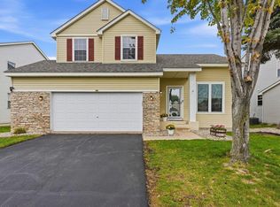 6621 Carlisle Curv, Shakopee, MN 55379