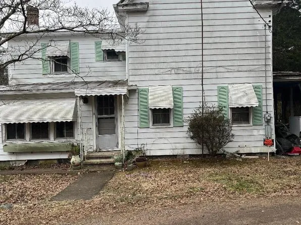 530 Marsh St, Tappahannock, VA 22560