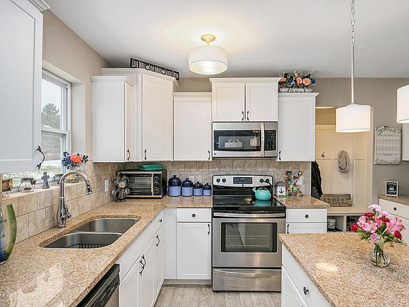 3rd image of 3427 Harvestway Ct