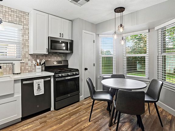 4th image of 5521 Pecos St