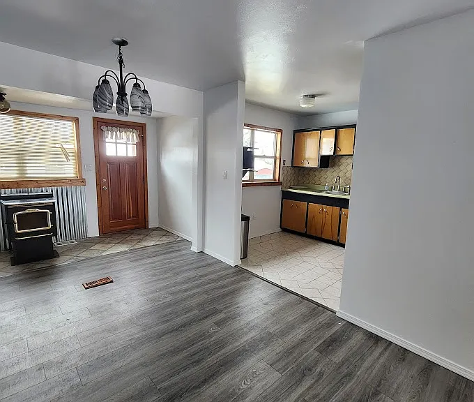328 Mount Columbia Dr — Photo 3