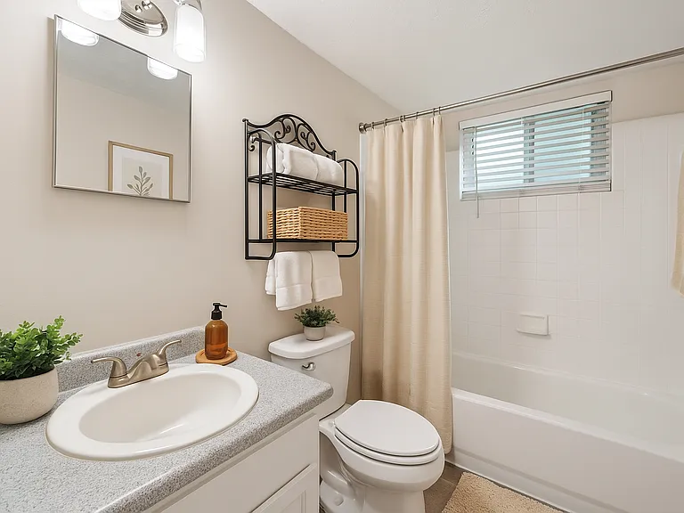 2BR Toilet and Bath ( The Colonial)