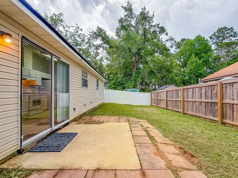 1367 Idlewild Dr — Photo 40