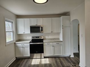 1302 Cypress St, Port Huron, MI 48060