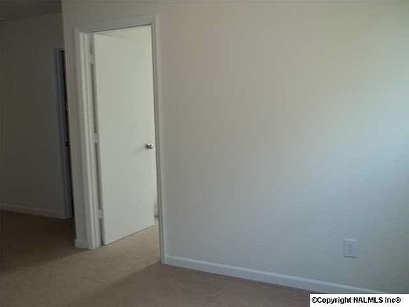 5th image of 132 Darrow Creek Dr